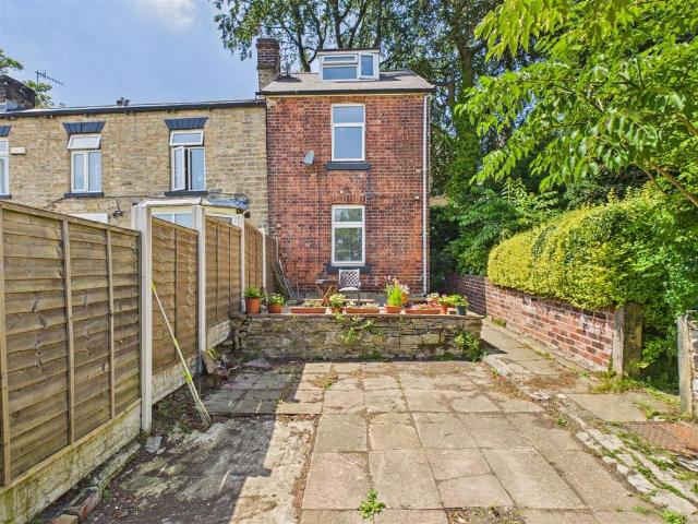 House for sale in Broomhill, South Yorkshire