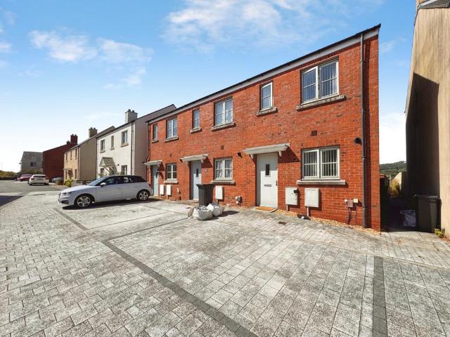House for sale in Coedffranc, Llandarcy