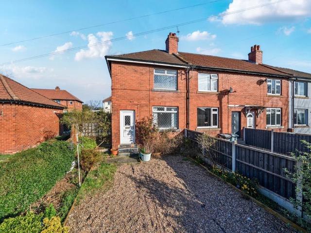 House for sale in Dewsbury, West Yorkshire
