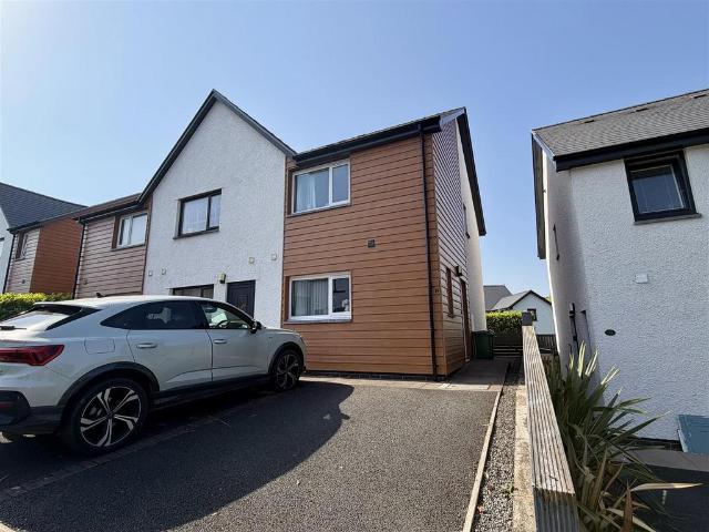 House for sale in Trefeurig, Penrhyn-coch