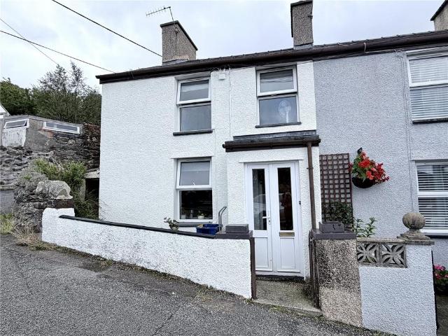 House for sale in Cilfodan, Bethesda