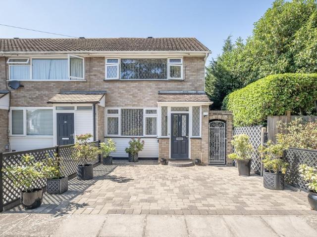 House for sale in Strawberry Hill, Greater London