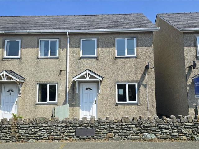 House for sale in Bodedern, Wales