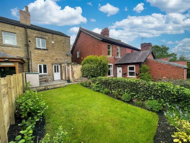 House for sale in Clayton West, West Yorkshire