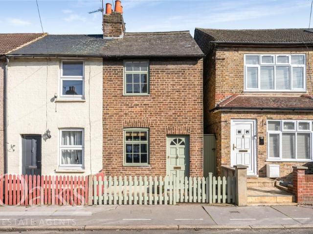 House for sale in London Borough of Croydon, Selhurst
