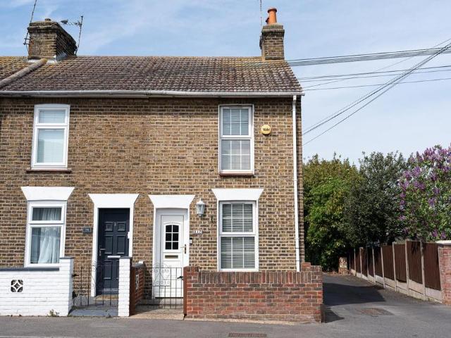 House for sale in Gravesend, Gravesham