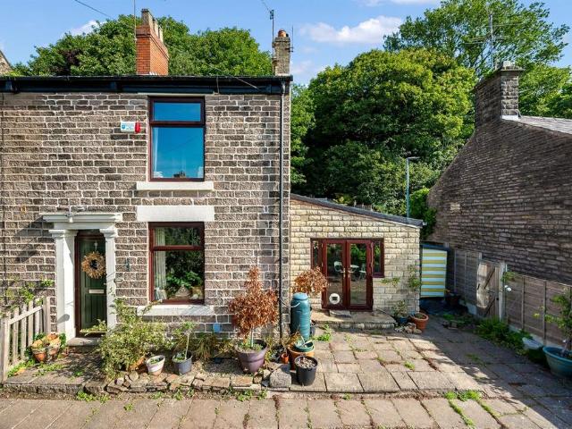 House for sale in Greenheys, Greater Manchester