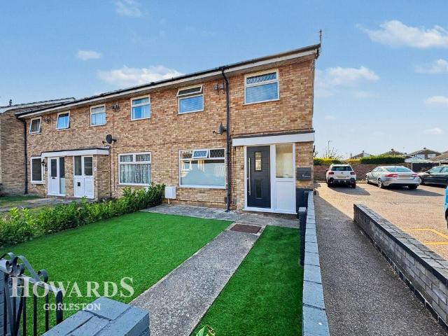 House for sale in Stokesby, Norfolk