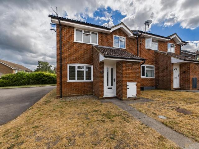 House for sale in Moulsham Green, Hart