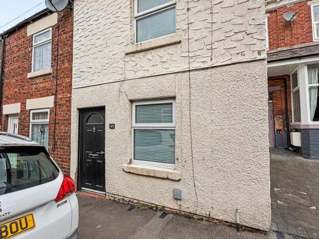 House for sale in Kingsley Moor, Staffordshire