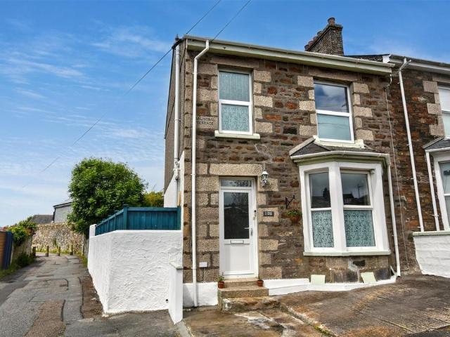House for sale in Mount Ambrose, Cornwall