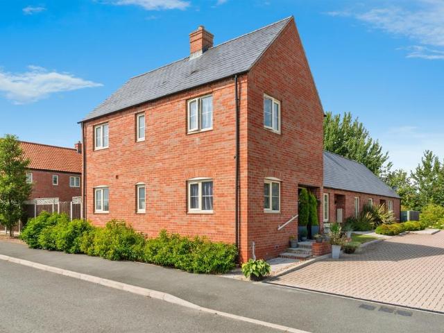 House for sale in Alverton, East Midlands