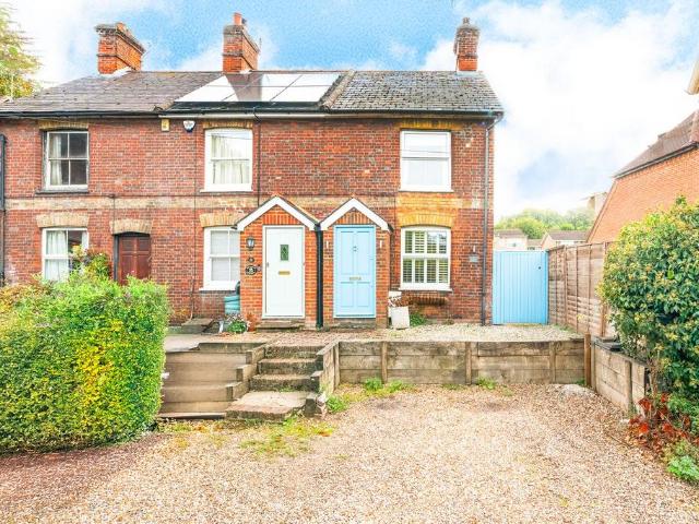 House for sale in Wooburn, Wooburn Green
