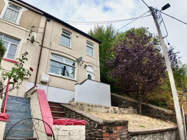 House for sale in Argoed, Markham