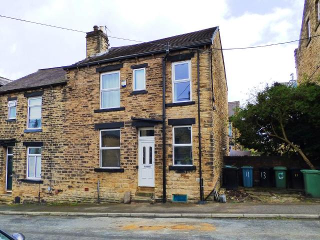 House for sale in Farsley, West Yorkshire