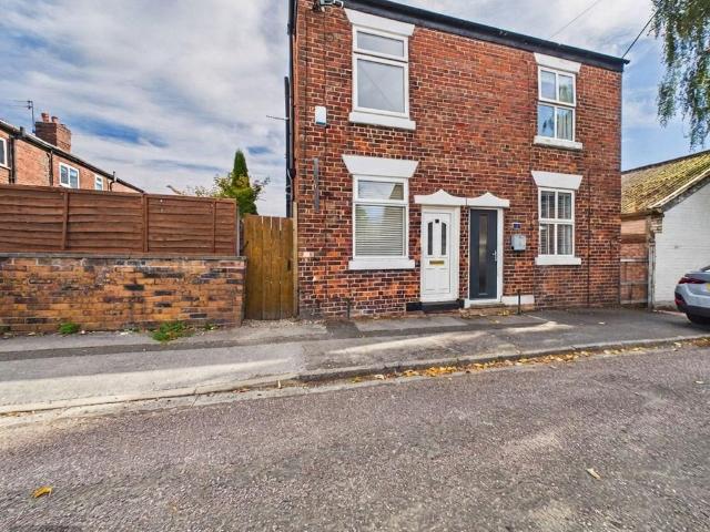 House for sale in Hazel Grove, Greater Manchester