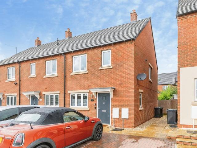 House for sale in Raunds