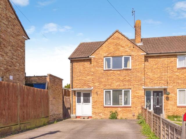House for sale in Spring Vale, Hampshire