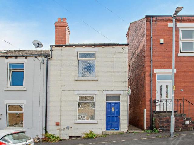 House for sale in Wrenthorpe, West Yorkshire