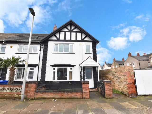 House for sale in New Clee, Cleethorpes