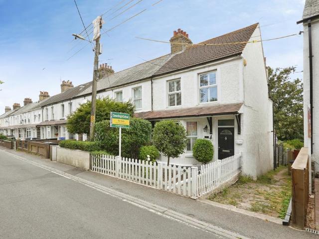 House for sale in Shepherdswell with Coldred, Ash