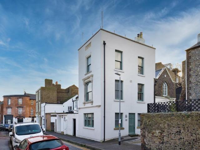 House for sale in East Cliff, Acol
