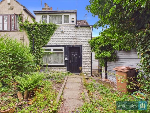 House for sale in Greengates, West Yorkshire