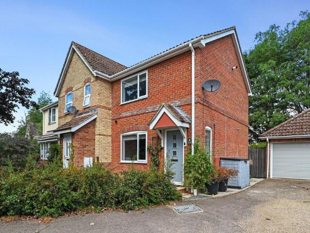 House for sale in Chelmondiston, Suffolk