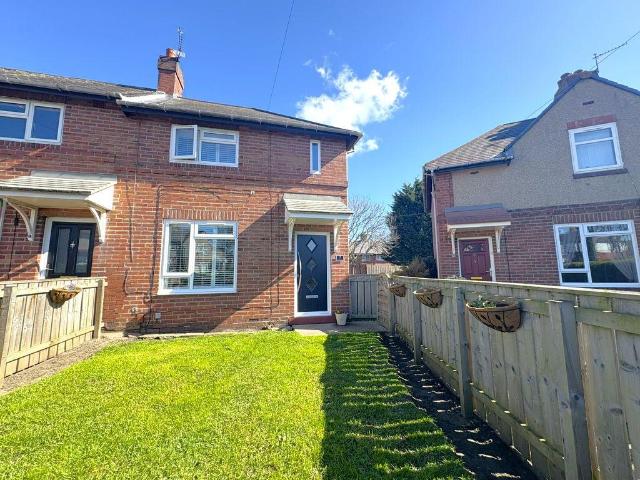 House for sale in New York, North Tyneside