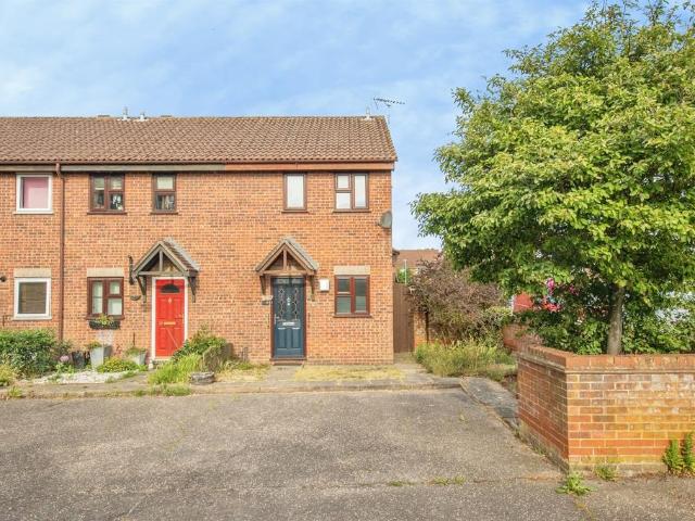 House for sale in Highwoods, Fordham Heath