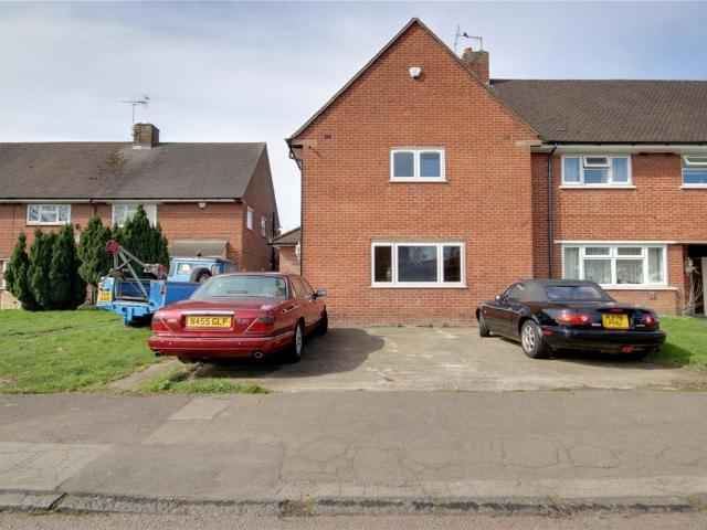 House for sale in Greater London