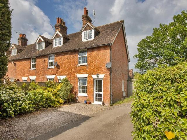 House for sale in Cranbrook & Sissinghurst, Sandown Park