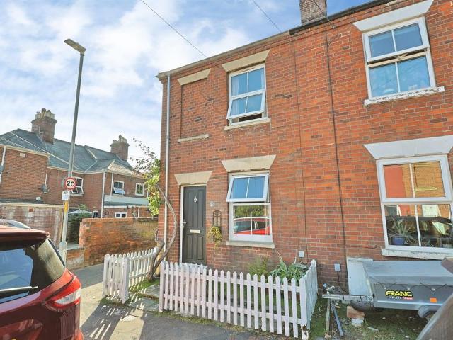 House for sale in Lakenham, East Bank