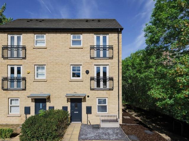 House for sale in Holbeck, West Yorkshire