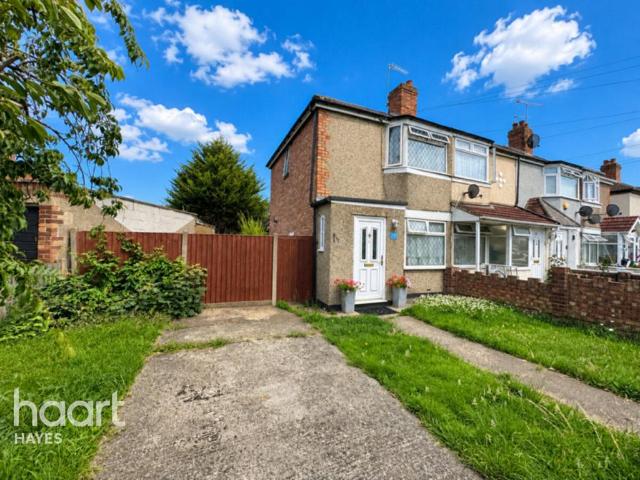 House for sale in Yeading, Greater London