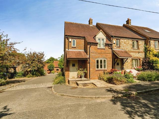 House for sale in Lewknor, South Oxfordshire