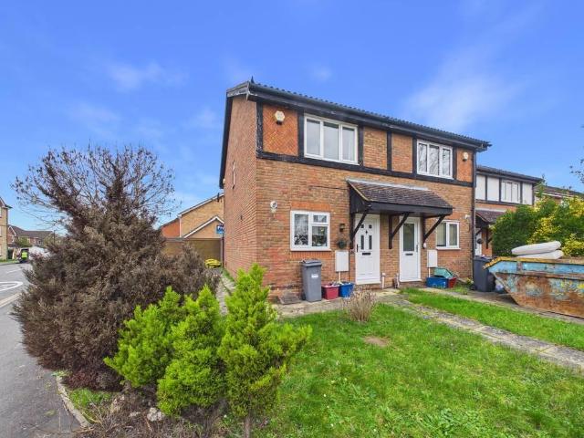House for sale in London Borough of Hounslow, Feltham