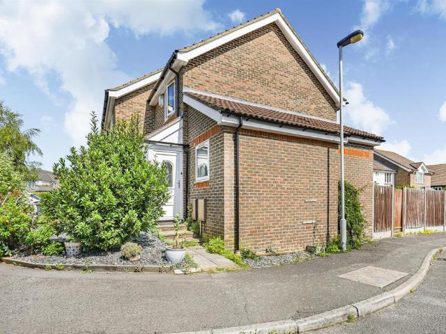 House for sale in Chingford, Greater London