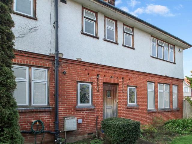 House for sale in Alton Barnes, Essex