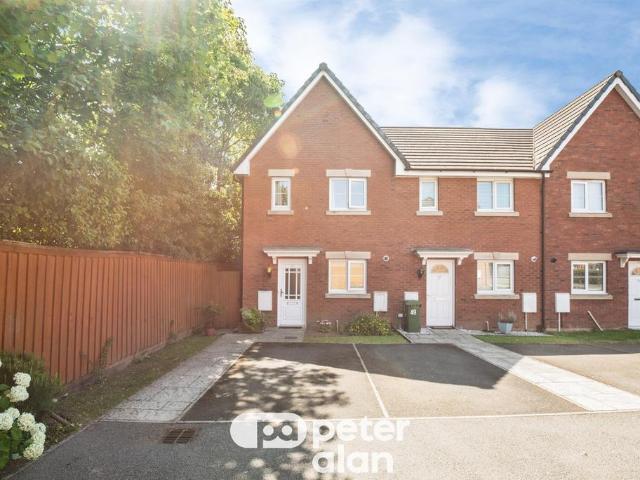 House for sale in Taffs Well, Wales