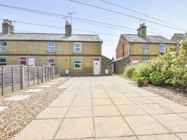 House for sale in Baron St Martin, Barholm