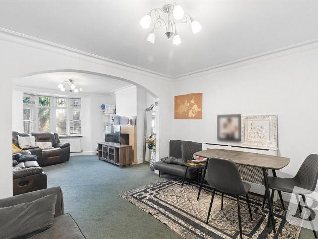 House for sale in Marks Gate, Greater London