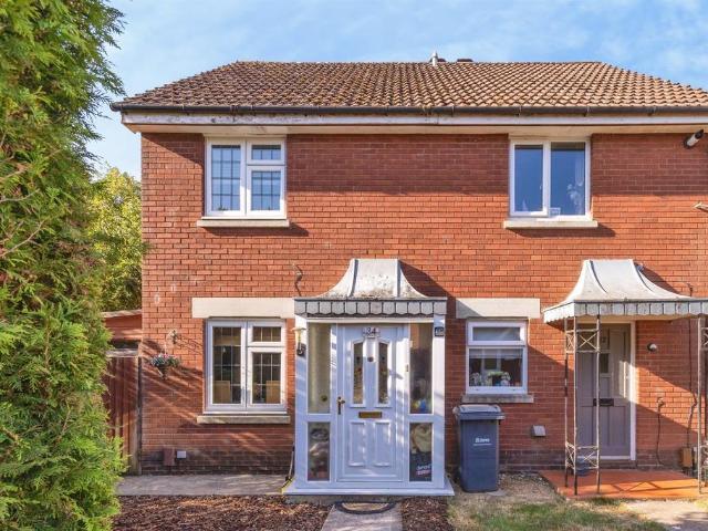 House for sale in Spring Vale, Hampshire