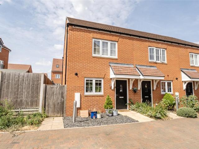 House for sale in Bedford