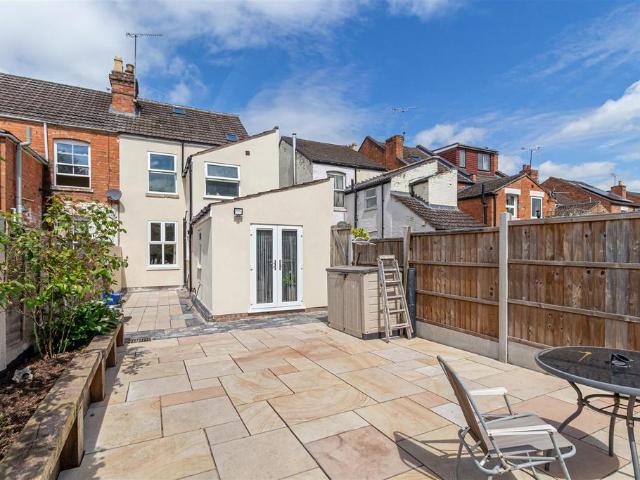 House for sale in The Ronkswood, Worcestershire