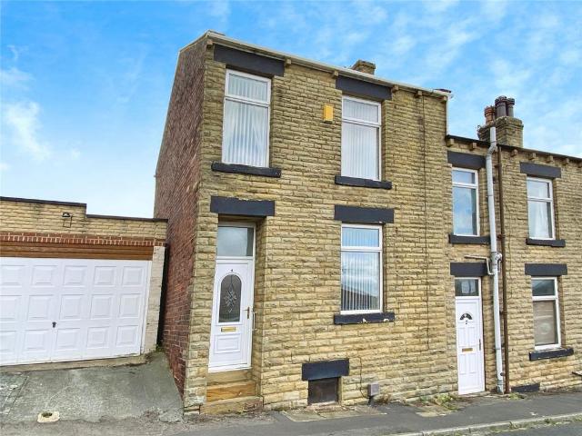 House for sale in Chickenley, Dewsbury