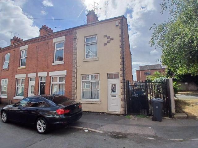 House for sale in Aylestone Park, Leicester