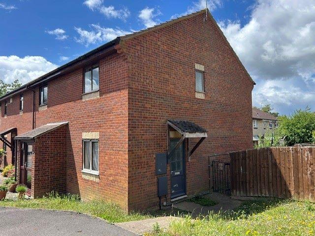 House for sale in Stonehouse, School House