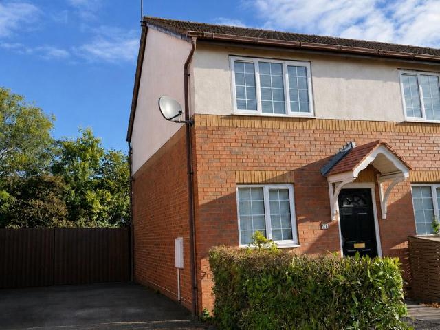 House for sale in Olney
