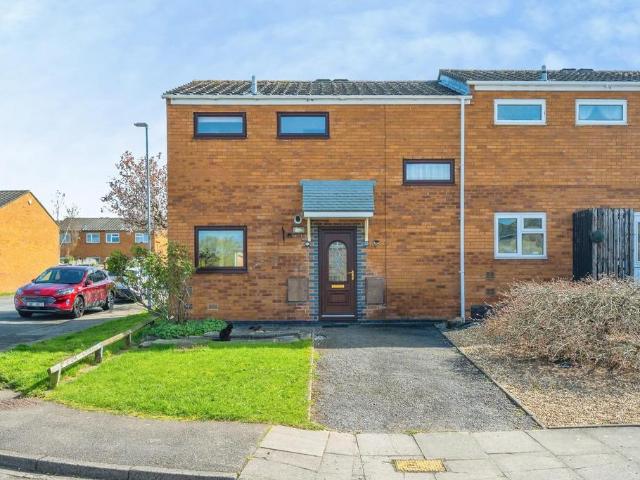House for sale in Kettlebrook